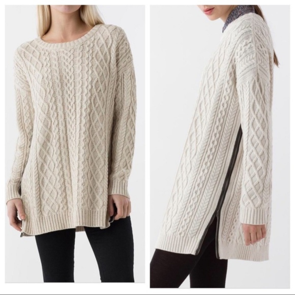 Margaret O'Leary Cable Knit Crewneck Sweater - navy blue
